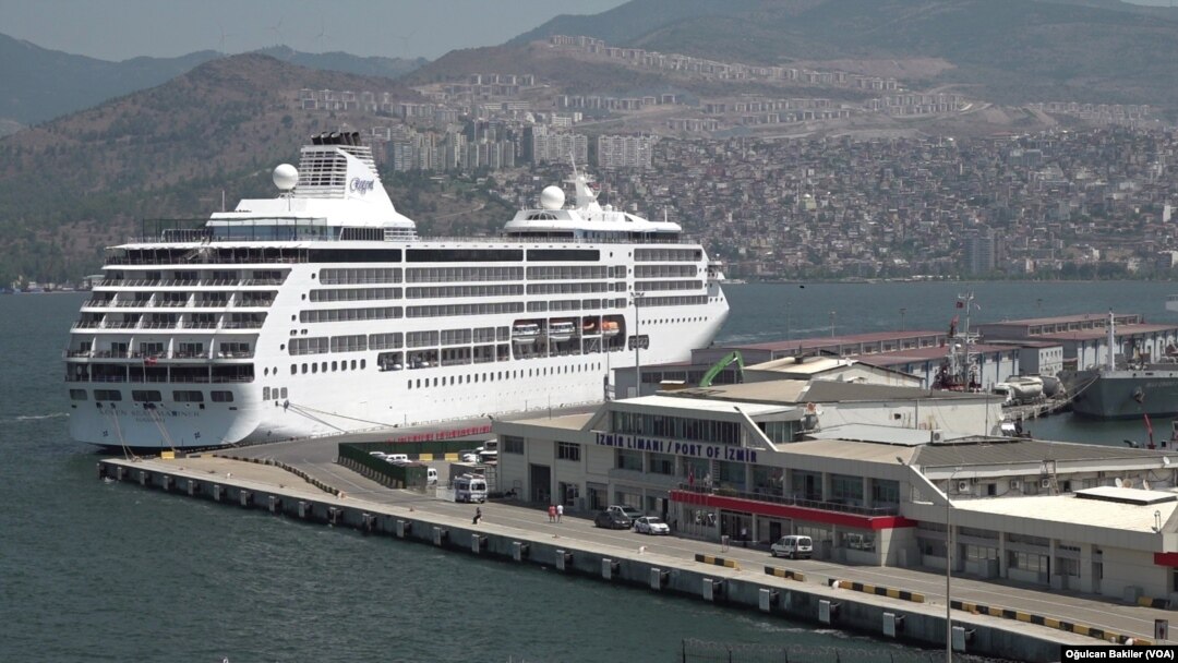 2017 yılında Türkiye Varlık Fonu’na devredilen İzmir Alsancak Limanı