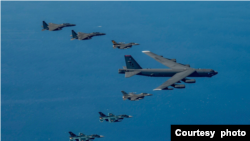 美國、日本與南韓軍隊2023年10月22日舉行聯合空中演習。（美國空軍/韓國軍方）