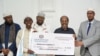 Madaxweyne Xasan iyo Madaxda Wasaaradda Diinta oo abaalmarin lacageed guddoon siinaya, wiilki ku guuleystay Tartanka Qur'aanka Kariimka ee Soomaaliya.