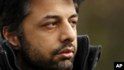 Shrien Dewani, một người Anh, bị cáo buộc giết vợ