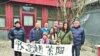 民眾到趙紫陽舊居祭拜（蘋果日報圖片）