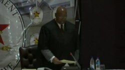 Amalunga Edale Lephalamende Athakazelela Ukutshiya Umsebenzi Kuka Mugabe