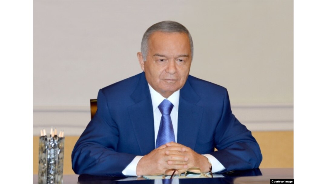 Islom Karimov, Oqsaroy