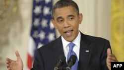 Tổng thống Obama thúc giục các nhà lập pháp chấp thuận dự luật về việc làm của ông, và nói rằng điều này sẽ thúc đẩy kinh tế tăng trưởng vì giúp cho người dân có công ăn việc làm trở lại