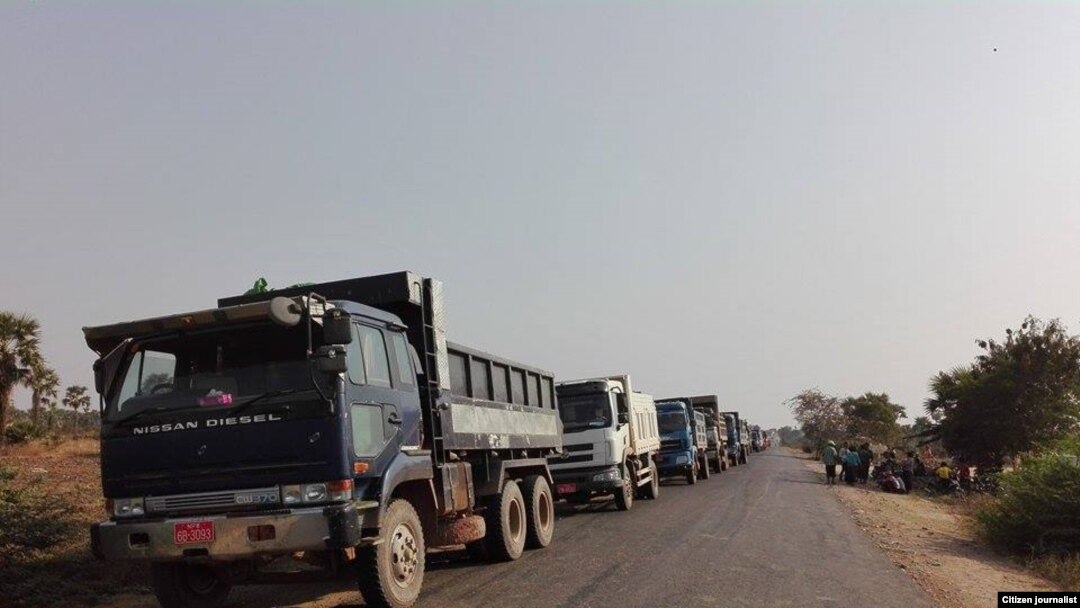 လက်ပံတောင်းကြေးနီစီမံကိန်း ကျောက်သယ်ထုတ်လုပ်မှု။