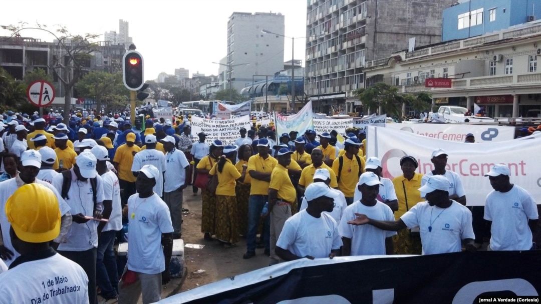 Trabalhadores em Moçambique no dia 1º de Maio