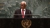 Mokonzi ya bokonzi ya transition na Haïti Edgar Leblanc Fils azali kopesa lisikuli na Likita linene lya ONU ya mbala 79, New York, 26 sanza ya libwa 2024.